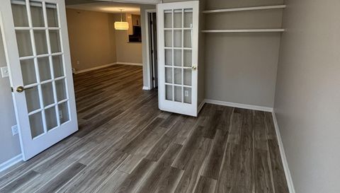 7625 Edinborough Way