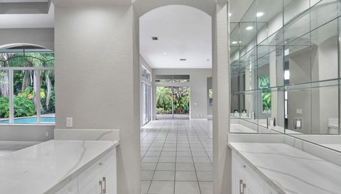 6713 NW 127th Terrace