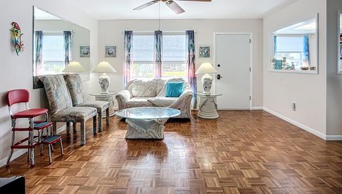 1790 Pomelo Dr