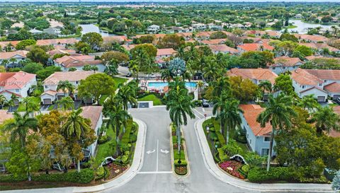 3676 San Simeon Cir