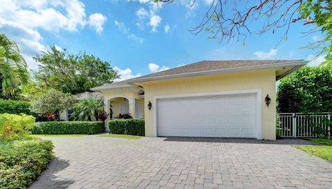 376 Forest Hill Boulevard