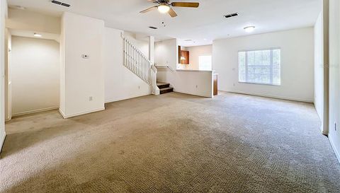 439 OLD FARM LN