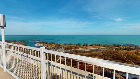 336 W Wellington Avenue