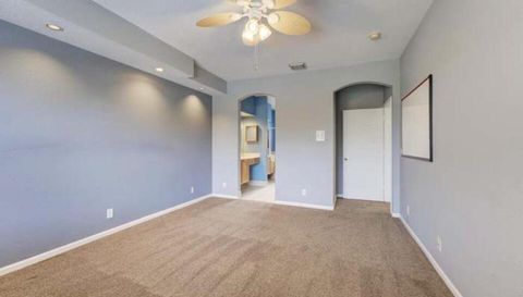 5012 Victoria Cir