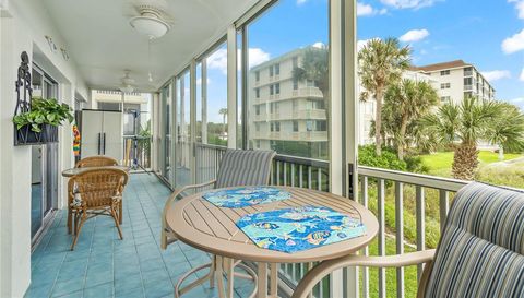 1150 Tarpon Center