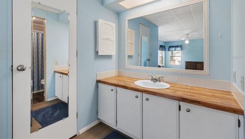 724 ROYAL PALM AVENUE