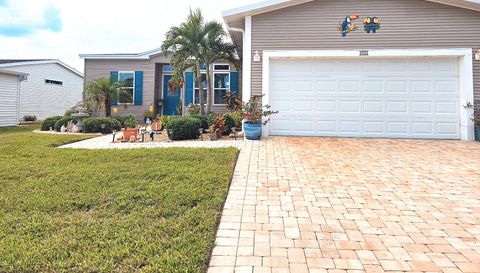 3925 Manatee Club Dr