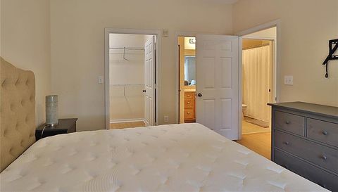 2407 COURTNEY MEADOWS COURT