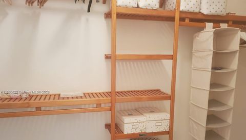 19900 W Country Club Dr