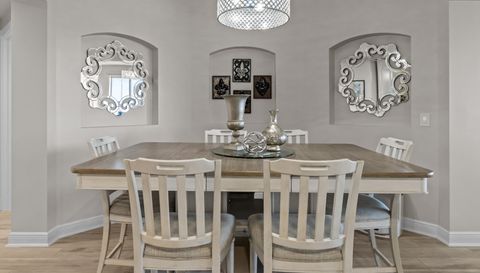 6061 Silver King Blvd