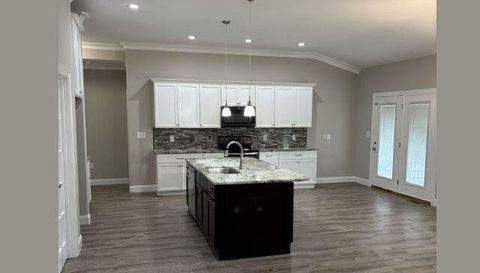317 Thistle Ln