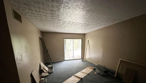 5914 Sutcliff Square