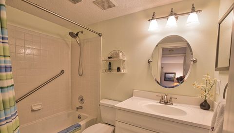 360 Three Lakes Ln UNIT G