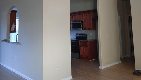 5398 Oxford Manor Cir