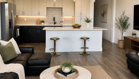 1709 N TAMIAMI TRAIL