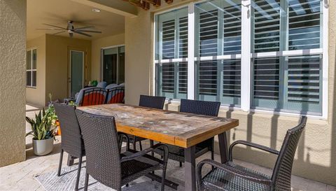 1113 FIELDSTONE CIRCLE