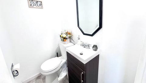 2613 HAWTHORNE Drive