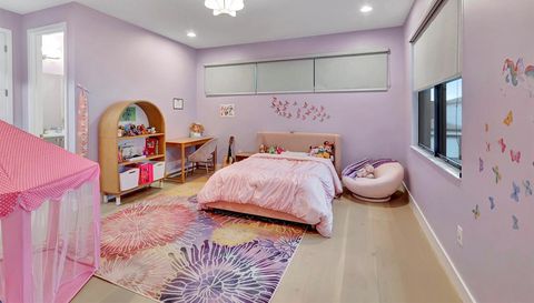 8299 Fishhawk Falls Court