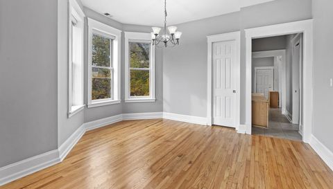 1658 W Nelson Street