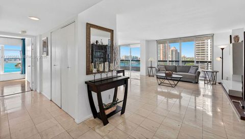 3600 Mystic Pointe Dr