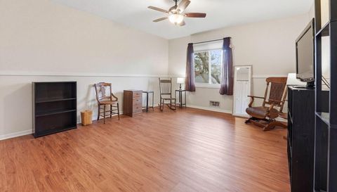 4702 Grenada Point