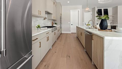 1326 W NEW HAMPSHIRE STREET