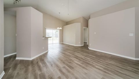 1003 DORKING WAY