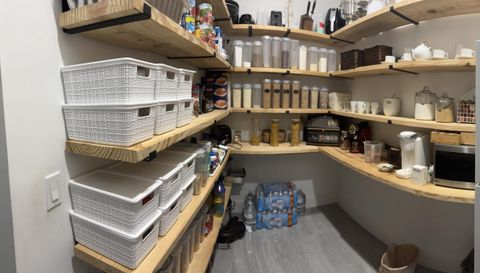 1071 S Header Canal Rd