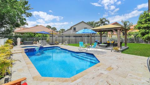 20914 La Questa Ct