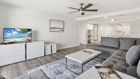 7300 SUN ISLAND DRIVE S