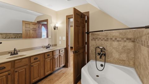 973 E 2500 North Rd