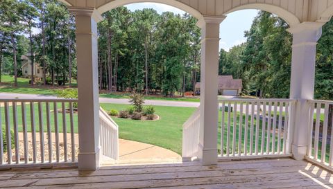 100 Chapman Oak Dr