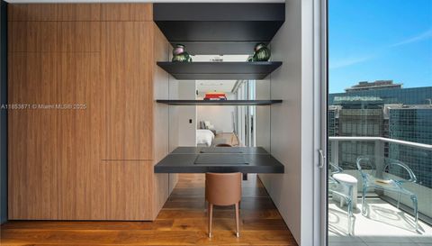 1300 Brickell Bay Dr