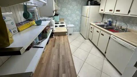 600 Executive Center Dr