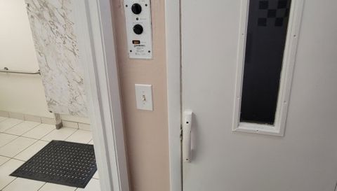 3300 Springdale Boulevard