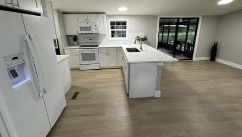 8801 Marc David Ln