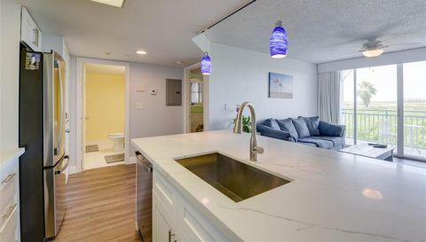 3635 Seaside