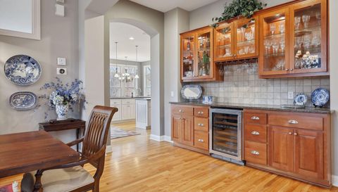 6965 Lake Harrison Circle