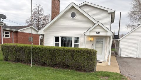 980 County Line Road