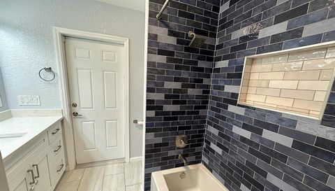 5052 Woodstone Circle