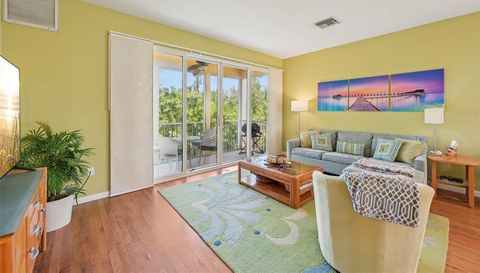 660 CEDARS COURT