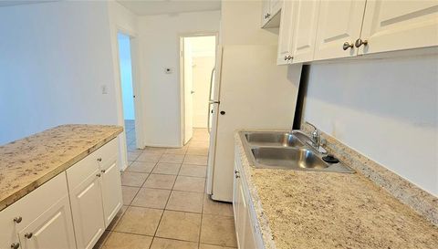 1400 GANDY BOULEVARD N