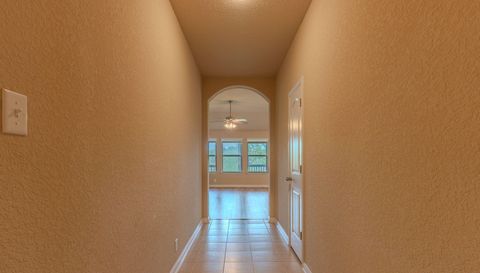 6906 Cedar Breeze