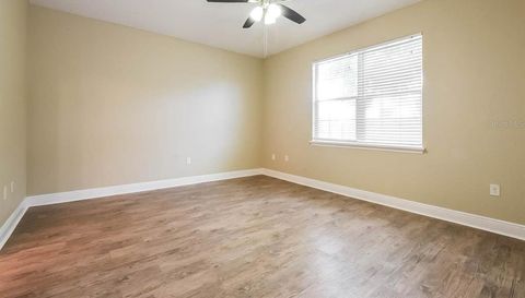 527 HIBISCUS COVE DRIVE