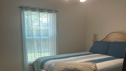 215 Iron Hill Rd