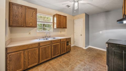 439 Sommerville Ave