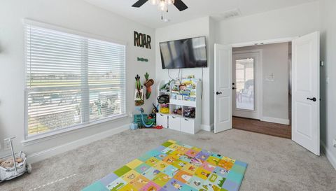 5812 W Sky Hawk Trail