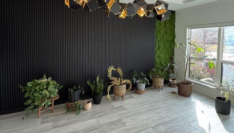 2832 Fountain Park Dr