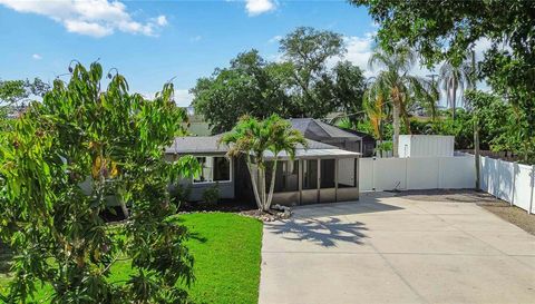 4014 RADNOR PLACE