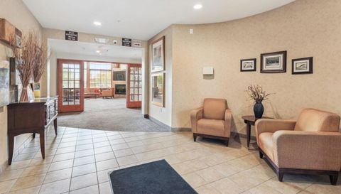 649 Old Highway 8 NW